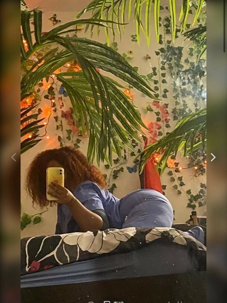 Keyiwot OnlyFans Striptease