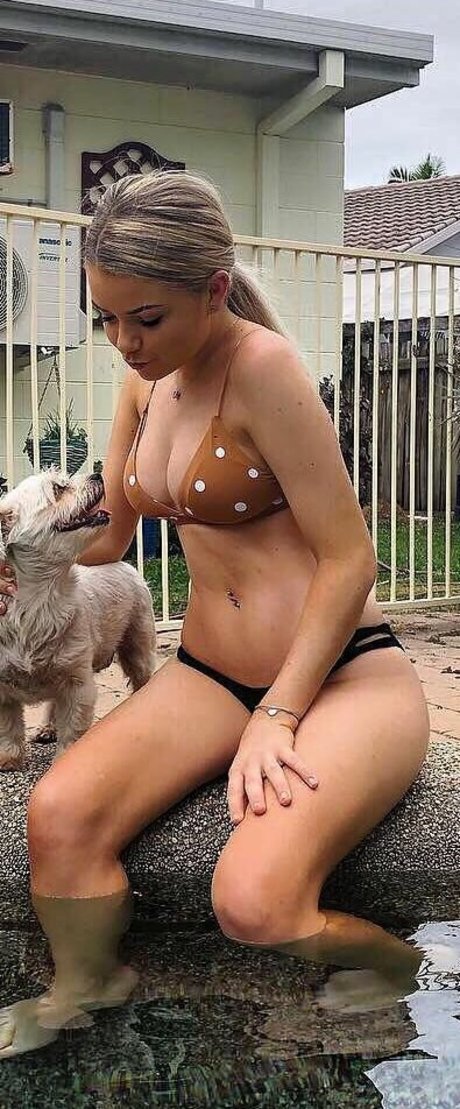 Naomi grace Robinson Porn OnlyFans Leak