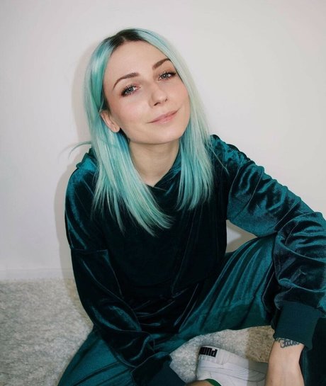 Kokeshi Leaks von Nacktbildern auf OnlyFans