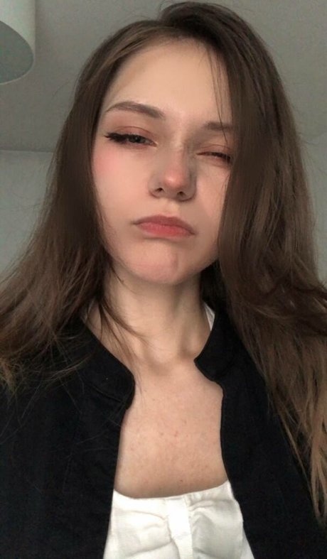 angejla OnlyFans-Archiv