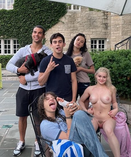 Ariel Winter Ai Porn OnlyFans