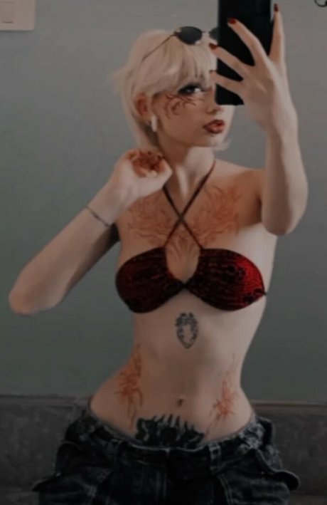 punk doberman OnlyFans Fotos