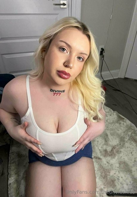 karmaalexis NurlyFans-Brüste