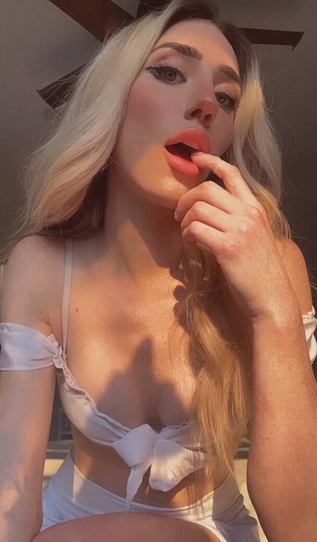 Skyler Grey Nacktbilder von OnlyFans