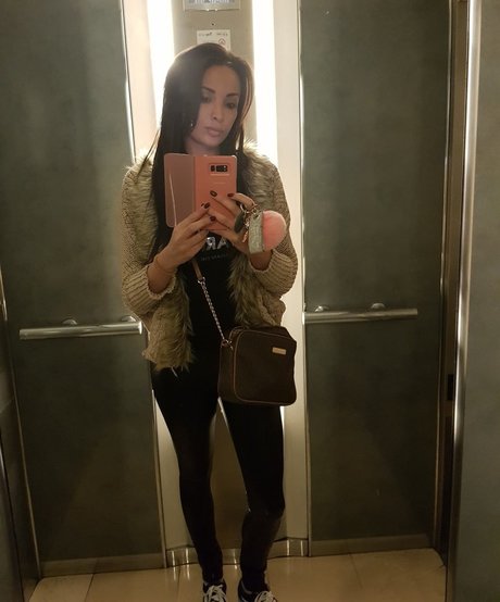 Anissakate Nacktbilder OnlyFans