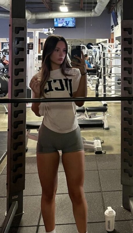 Micah Hall Leaks von OnlyFans