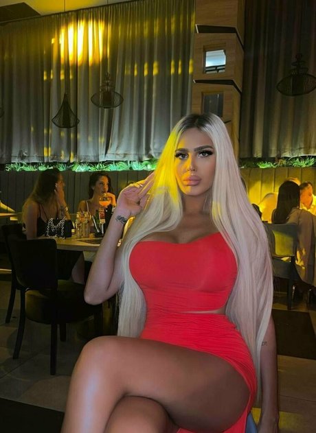 andreatsbarbie OnlyFans Bilder