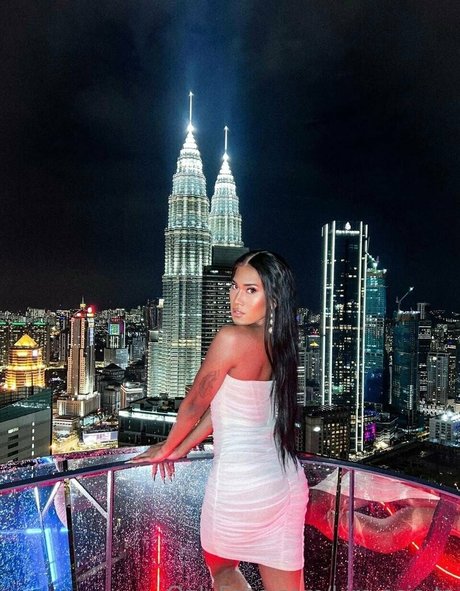 kira asia ts OnlyFans Nacktbilder