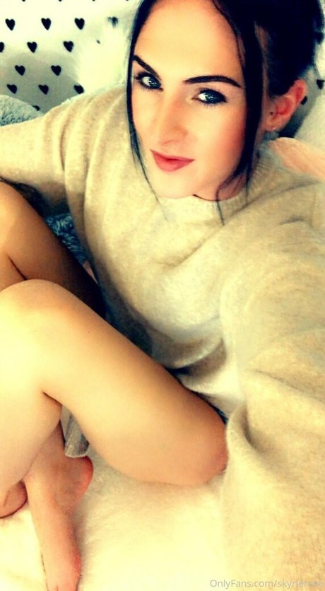 skyrierose OnlyFans Bilder