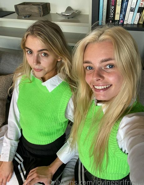blonde stepsisters 18yo Leaks von Nacktbildern auf OnlyFans