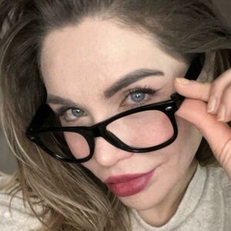 elizabethh1987 OnlyFans-Inhalte