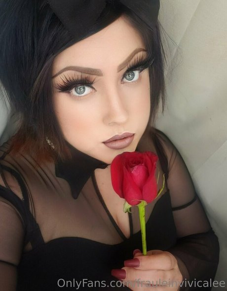 frauleinvivicalee OnlyFans-Leaks