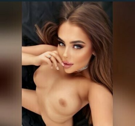 glowing nut Nacktbilder von OnlyFans geleakt