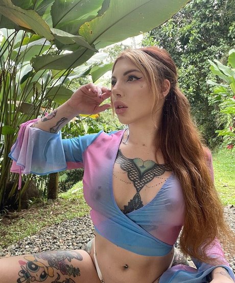 Vera Rayder Sex auf OnlyFans