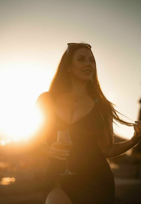 angelawhite Heiße OnlyFans Inhalte