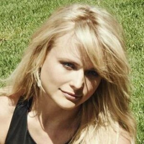 Miranda Lambert OnlyFans Striptease