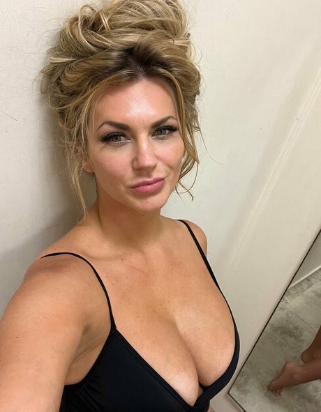 Melania Mercer XXX OnlyFans