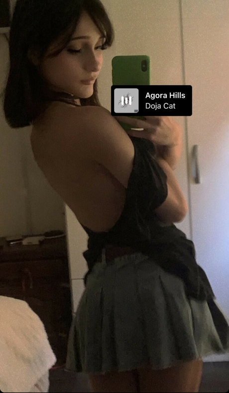 Maxima Sahar Nacktbilder OnlyFans geleakt