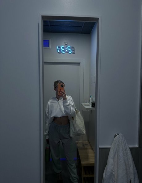 movewithmeredith NurlyFans-Pornoleaks