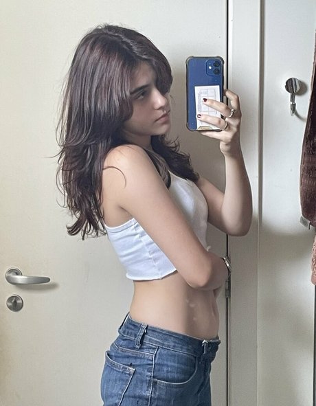 Isabella Angelina Leaks von Nacktbildern auf OnlyFans