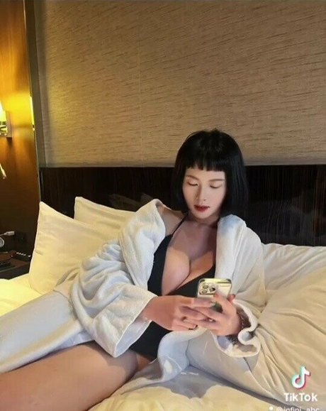 infini abc Nacktbilder von OnlyFans geleakt