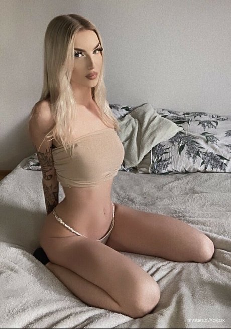 Xcvjzzx OnlyFans-Creator