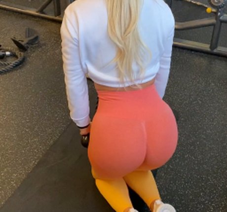 Cuurvybabe OnlyFans-Leak