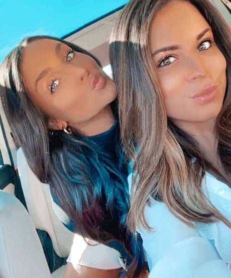 Allie Rosadino Nacktbilder von OnlyFans