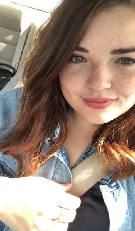 Alondra Larson Nacktbilder von OnlyFans geleakt