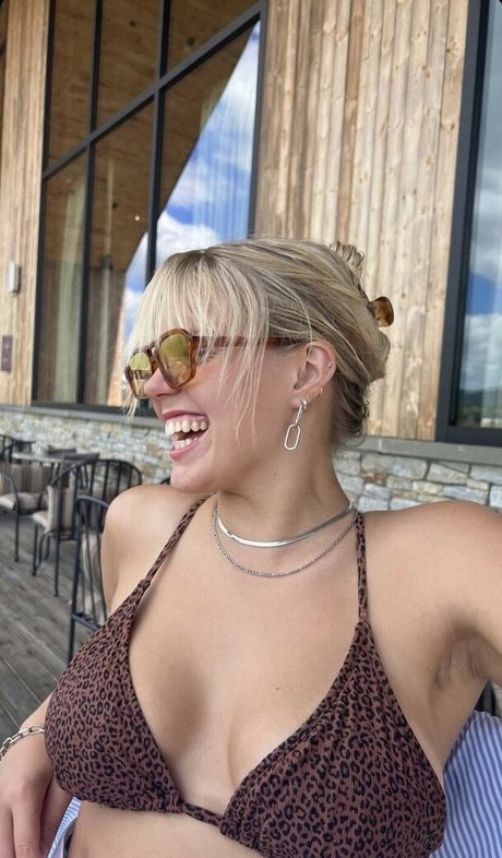 Renee Rapp XXX Leak OnlyFans Leak