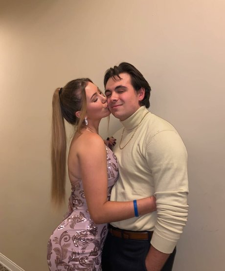 Lindsay Farland Sex auf OnlyFans