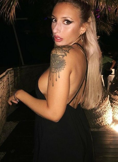 Nicla Moccia OnlyFans Star