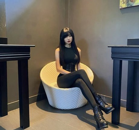 Daturakisses OnlyFans