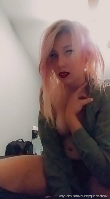 bunnyqueen20961 OnlyFans Sextape