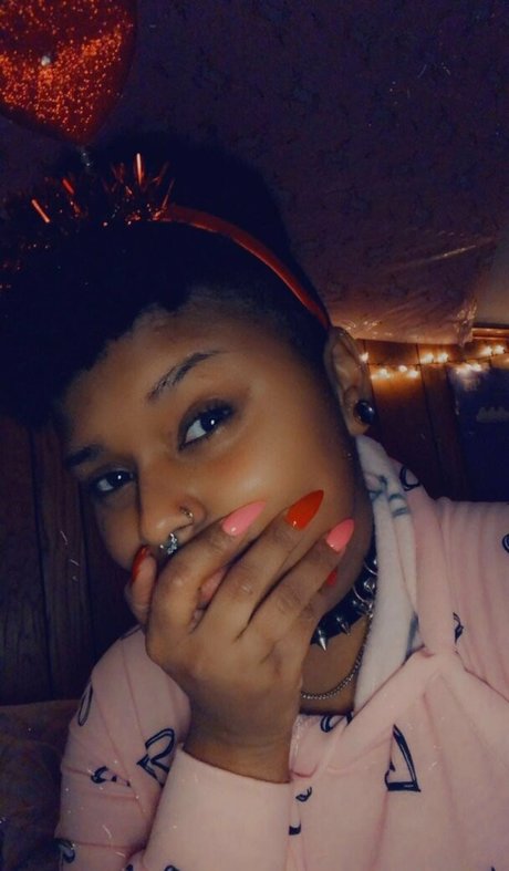 jewel kitten free OnlyFans Nacktfotos