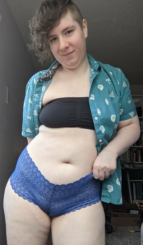 wednesdayeve free OnlyFans Leaks