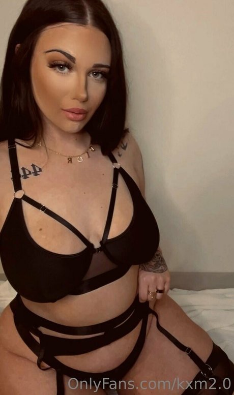 kxm2 0 OnlyFans-Inhalte