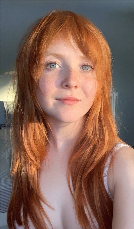 Rosalie Mae OnlyFans Bilder