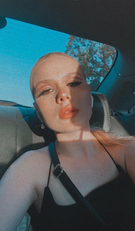 lina pie Nacktpornos auf OnlyFans