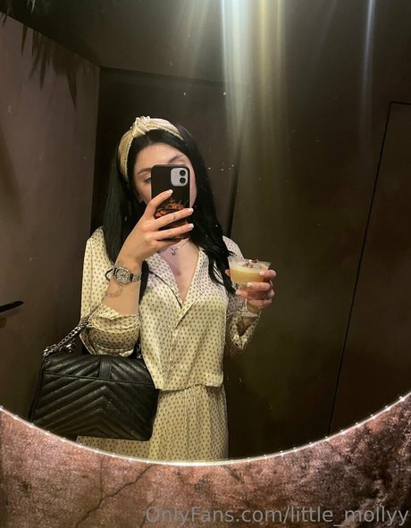 little mollyy Nacktbilder-Leaks von OnlyFans