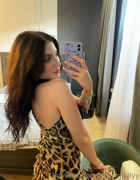 little mollyy Leaked OnlyFans Sextape