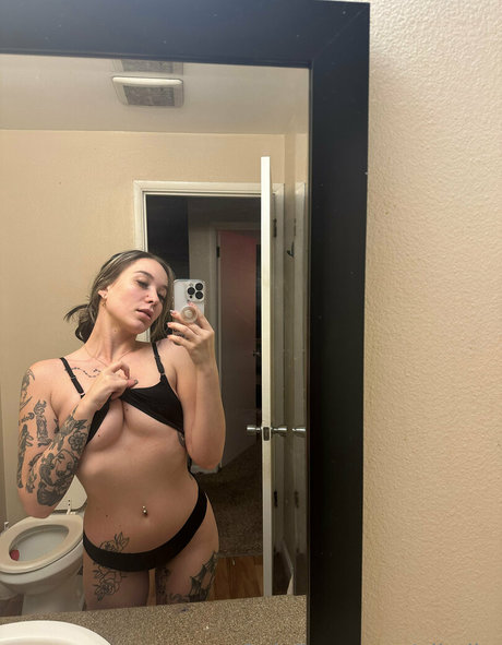 nikpiks OnlyFans Brüste Bild