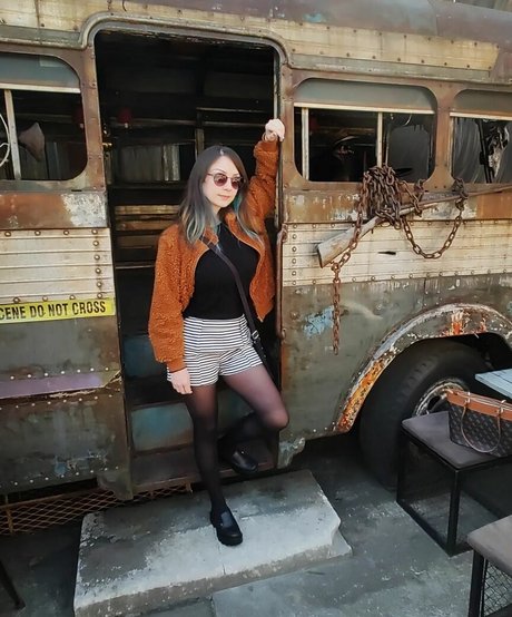 Thais joga Nacktbilder von OnlyFans geleakt