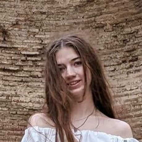 Dana Taranova NurlyFans-Brüste