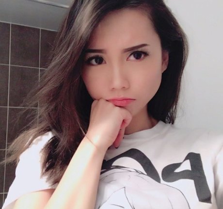 Jasmina Nacktbilder-Leaks von OnlyFans