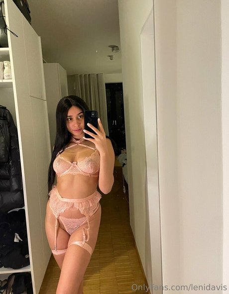 LightSkin NurlyFans-Pornos