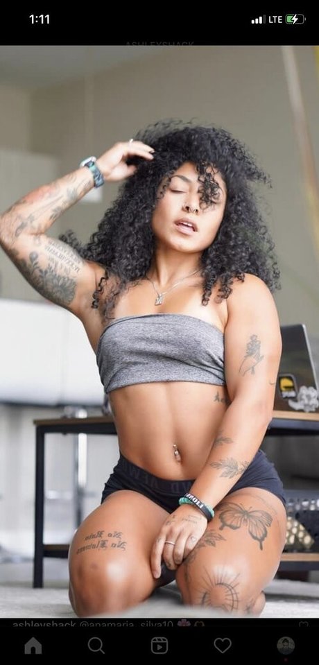 LightSkin Nacktbilder von OnlyFans