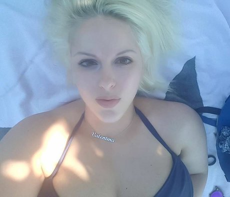 Valentina Morselli OnlyFans Striptease