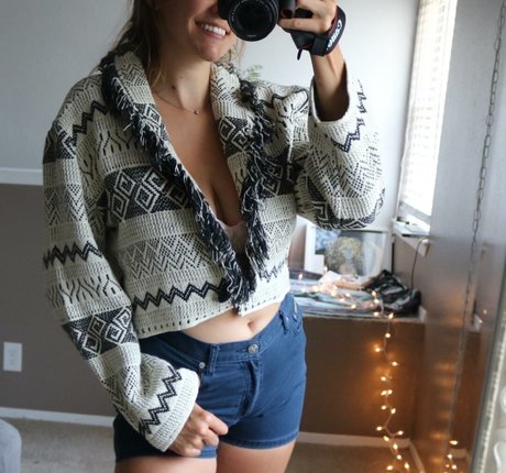 Autumn Brianne OnlyFans nackt