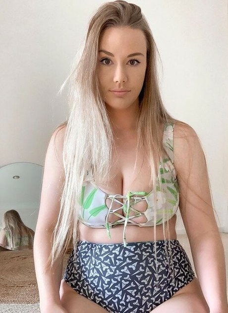 Amelia Jaane OnlyFans